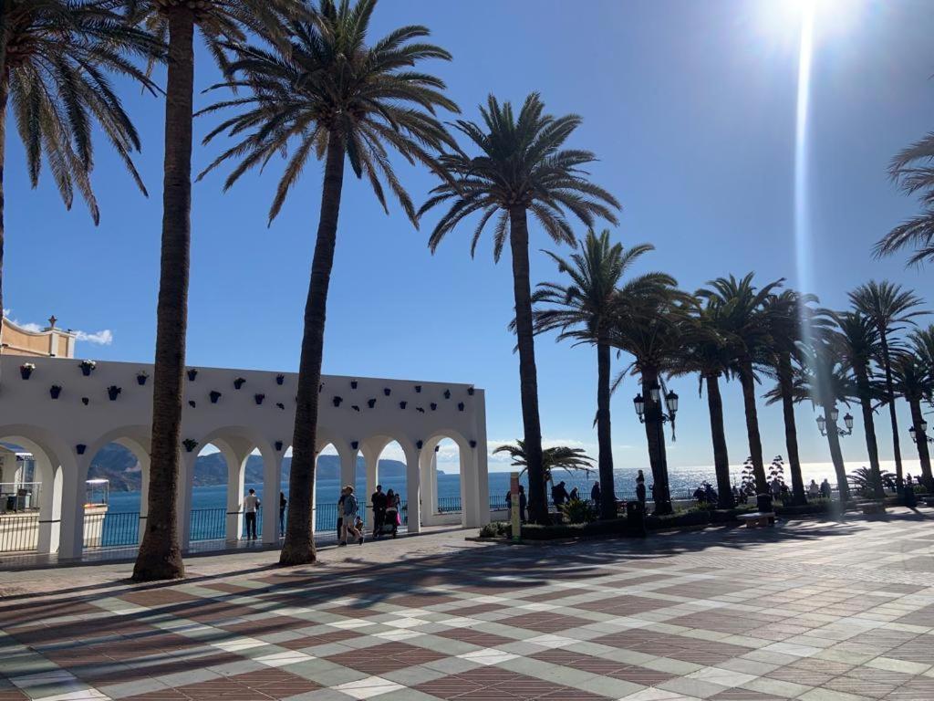 Atico & Terraza By Maison Jaken نيرخا المظهر الخارجي الصورة